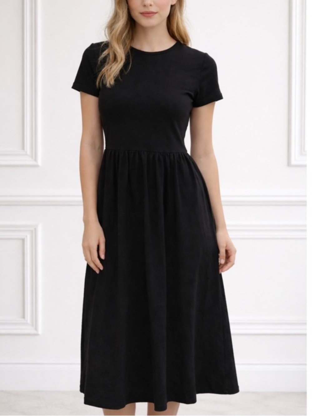 H&M Short Sleeve Midi Dress in Black